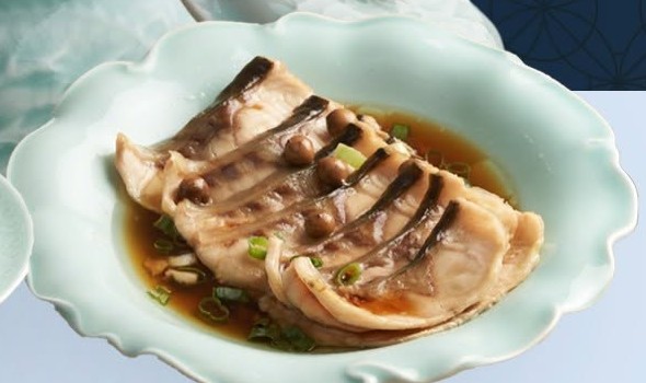 清蒸鱘龍魚